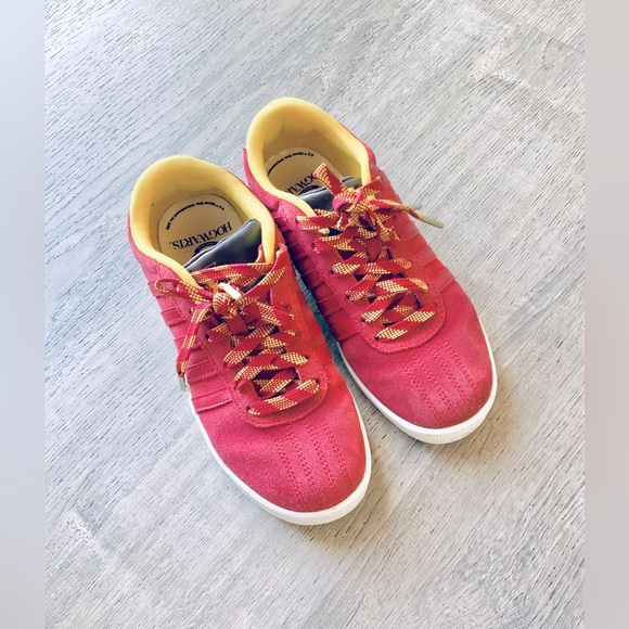 K-Swiss Hogwarts Gryffindor Sneakers Big Girls 4.5 - Picture 1 of 8